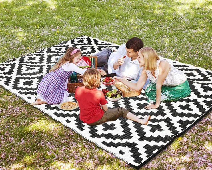 Reversible Waterproof Picnic Blanket, Rectangular Outdoor Rug, Geometric Pattern, Soft Polypropylene Material