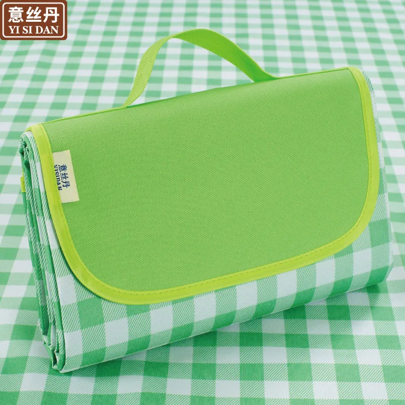 Portable Moisture-Proof Outdoor Picnic and Camping Mat, Rectangle Shape, Spring/Summer Use
