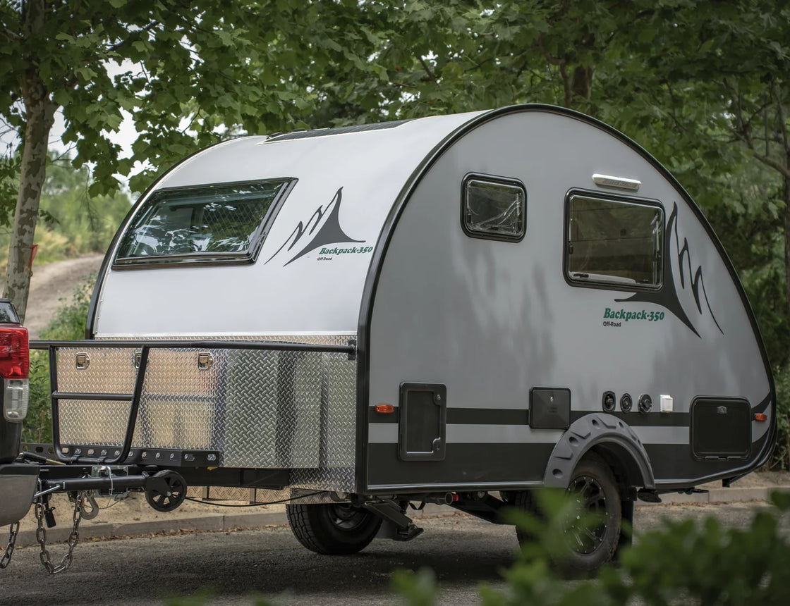 Luxury Teardrop Camper Trailer with Slide-Out Kitchen and Bathroom, 4-Person Capacity, Lightweight Aluminum Construction, 700KG Payload