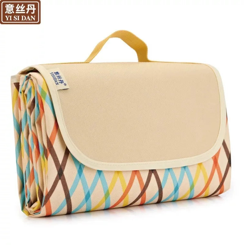 Portable Moisture-Proof Outdoor Picnic and Camping Mat, Rectangle Shape, Spring/Summer Use