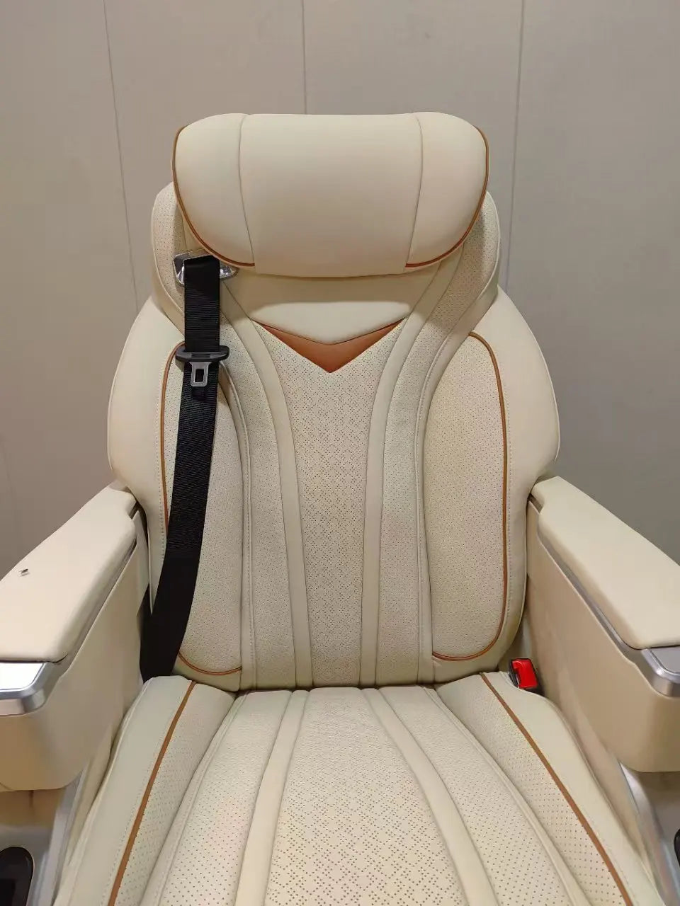Luxury Electric Motorhome Interior Tuning for Vito MPV Limousine with Modified Racing Seats