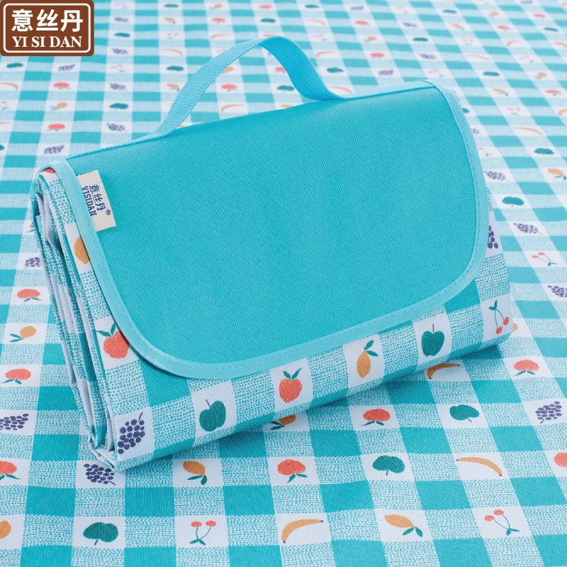 Portable Moisture-Proof Outdoor Picnic and Camping Mat, Rectangle Shape, Spring/Summer Use