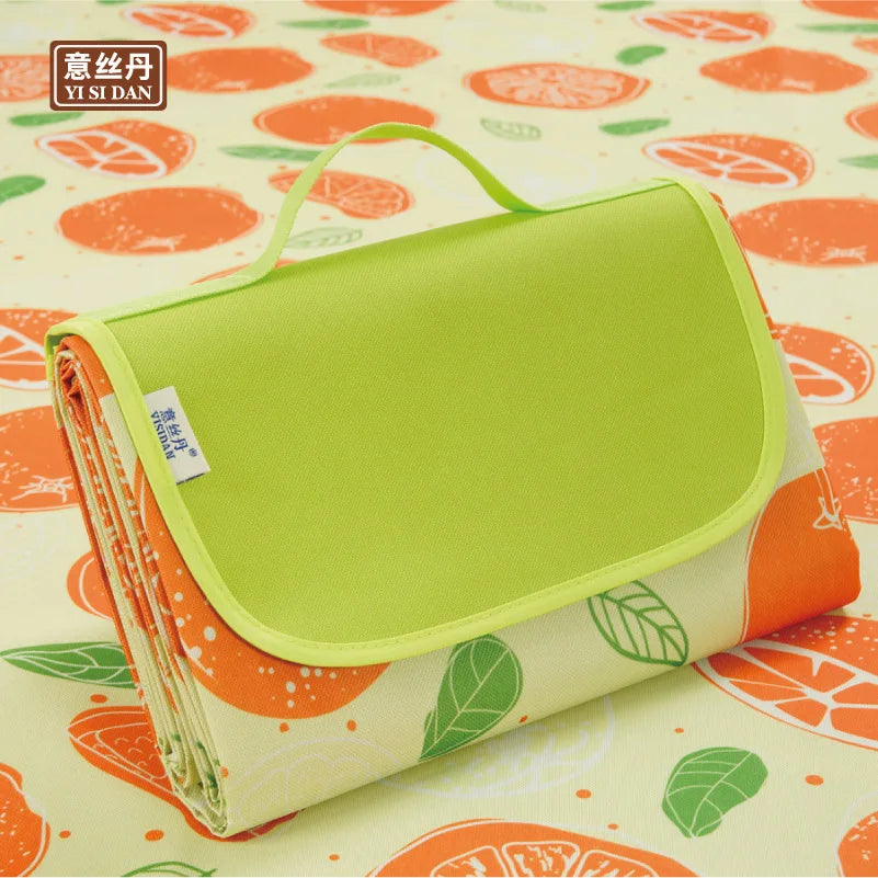 Portable Moisture-Proof Outdoor Picnic and Camping Mat, Rectangle Shape, Spring/Summer Use