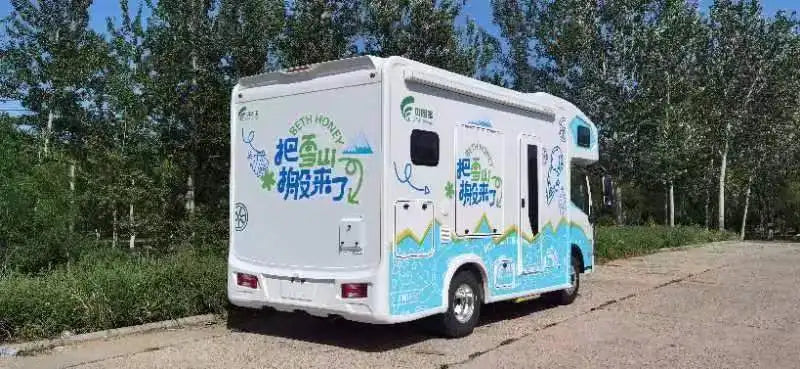 2024 Customized 4X2 4X4 RV Caravan Motorhome Diesel Campervan, 4 Seats, Automatic Transmission, White