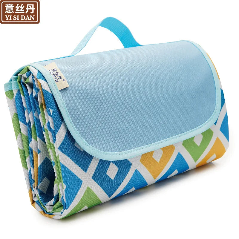 Portable Moisture-Proof Outdoor Picnic and Camping Mat, Rectangle Shape, Spring/Summer Use