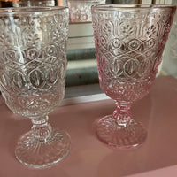 Wholesale OEM Classic Durable Glass Wine Goblet Embossed Des