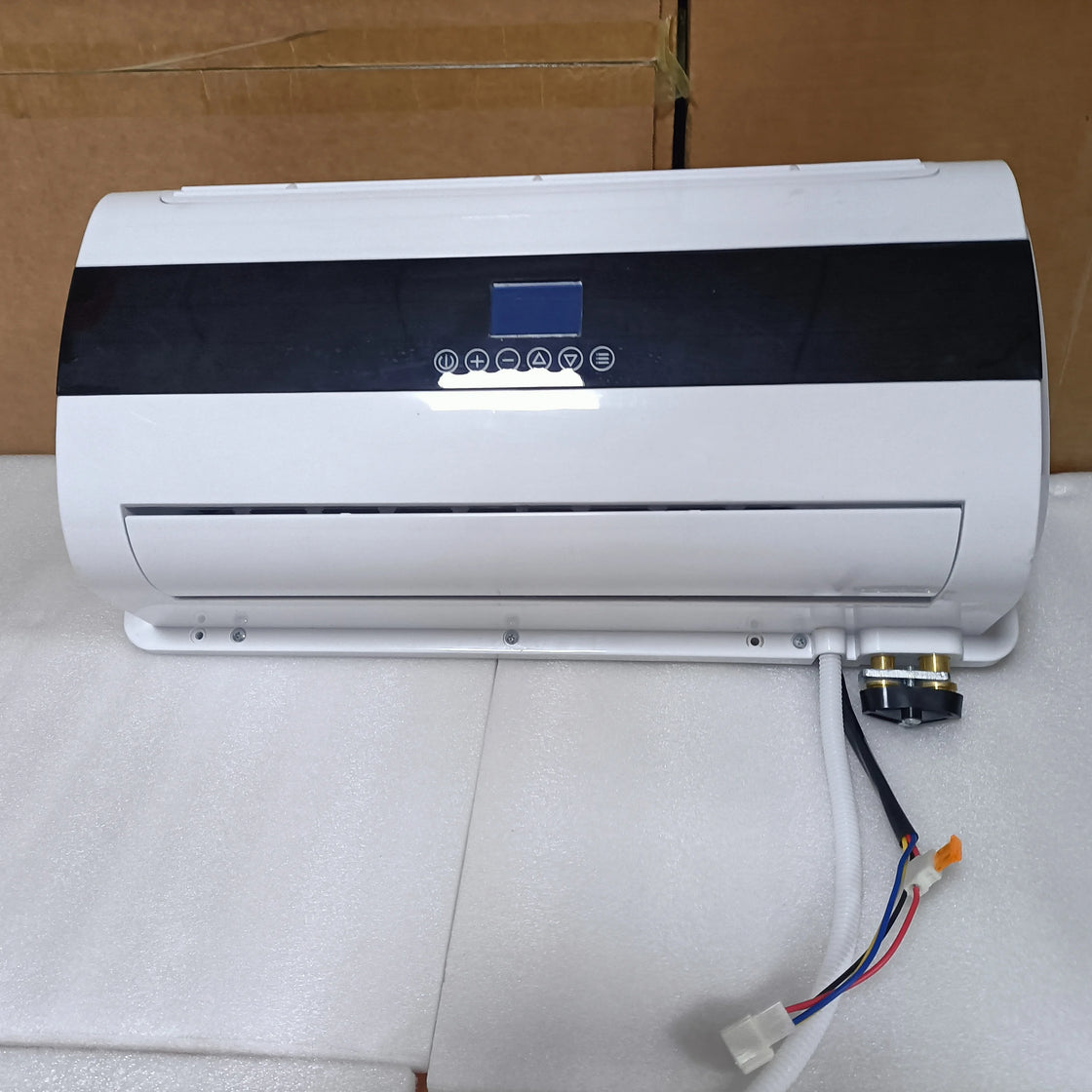 12V 24V Automotive Air Conditioning Parking Cooler for Trucks and RVs