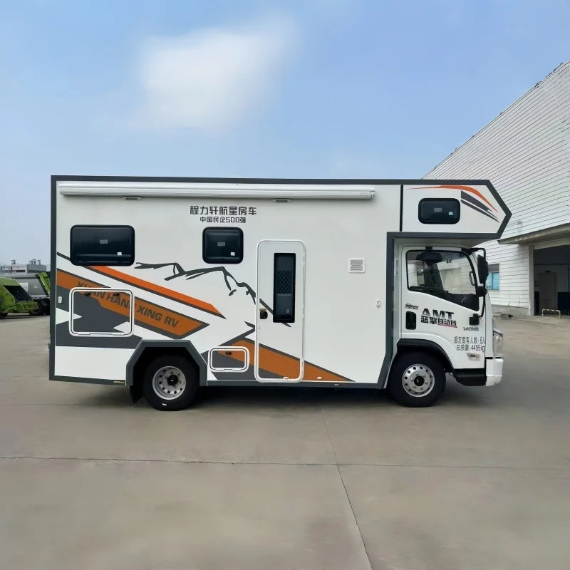 Customized 4X4 Diesel Truck Camper Motorhome with Right Hand Drive, Manual Transmission, 6-Passenger Capacity, Euro 2 Emission Standard