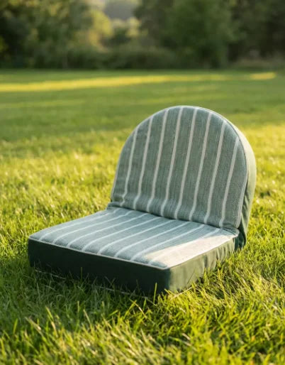 Foldable Outdoor Chair Lightweight Aluminum Frame with Durable Fabric for Beach and Camping