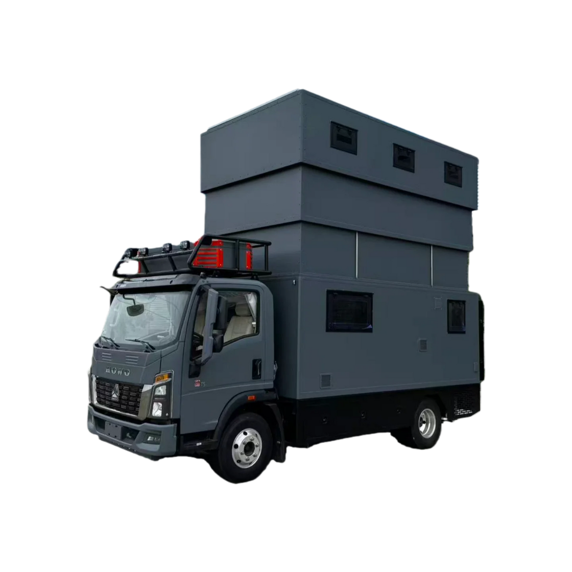 New HOWO Truck Camper Diesel Manual Euro 4 Emission Recreational Vehicle with Hydraulic Lift Roof and Solar Panel