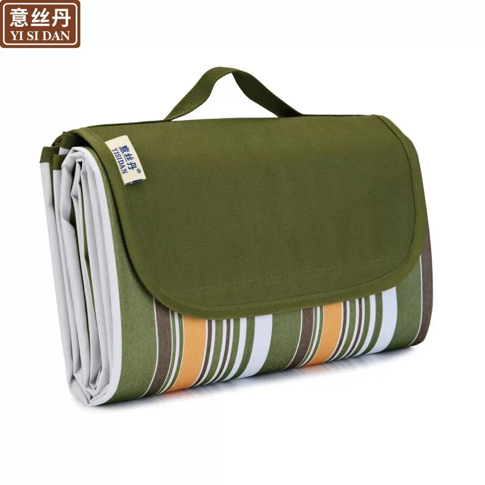 Portable Moisture-Proof Outdoor Picnic and Camping Mat, Rectangle Shape, Spring/Summer Use
