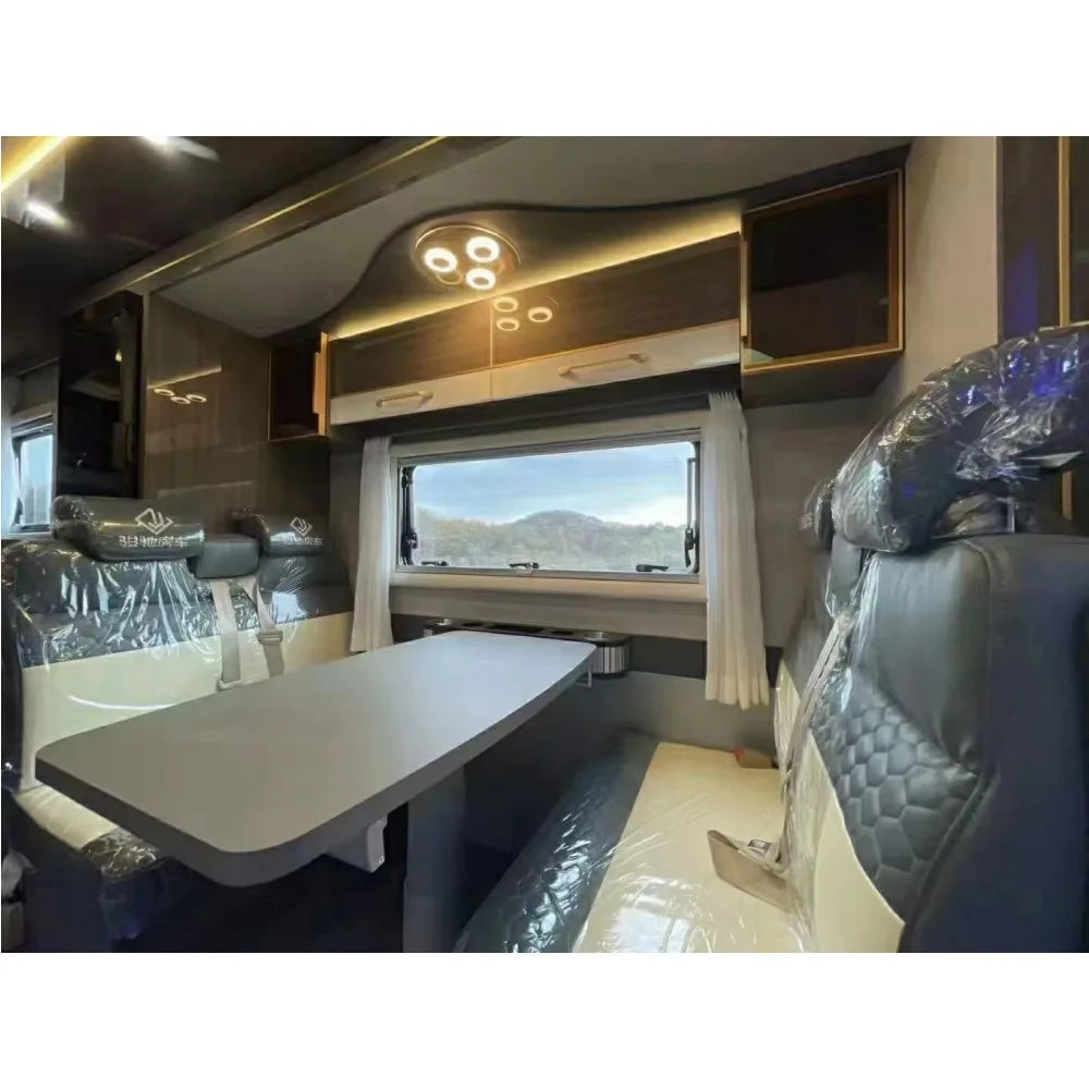 Luxury Recreational Vehicle Caravan with Slide-out Kitchen and Foldable Tent, Manual Transmission, EURO 5 Emission Standard, 5995mm x 2300mm x 2100mm