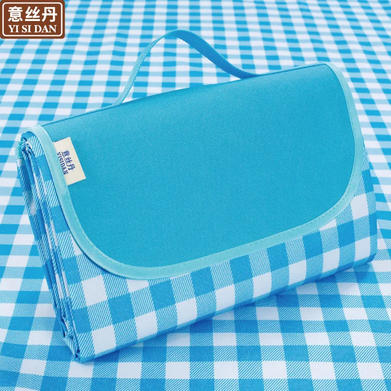 Portable Moisture-Proof Outdoor Picnic and Camping Mat, Rectangle Shape, Spring/Summer Use