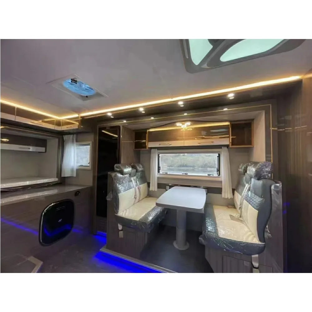 Luxury Recreational Vehicle Caravan with Slide-out Kitchen and Foldable Tent, Manual Transmission, EURO 5 Emission Standard, 5995mm x 2300mm x 2100mm