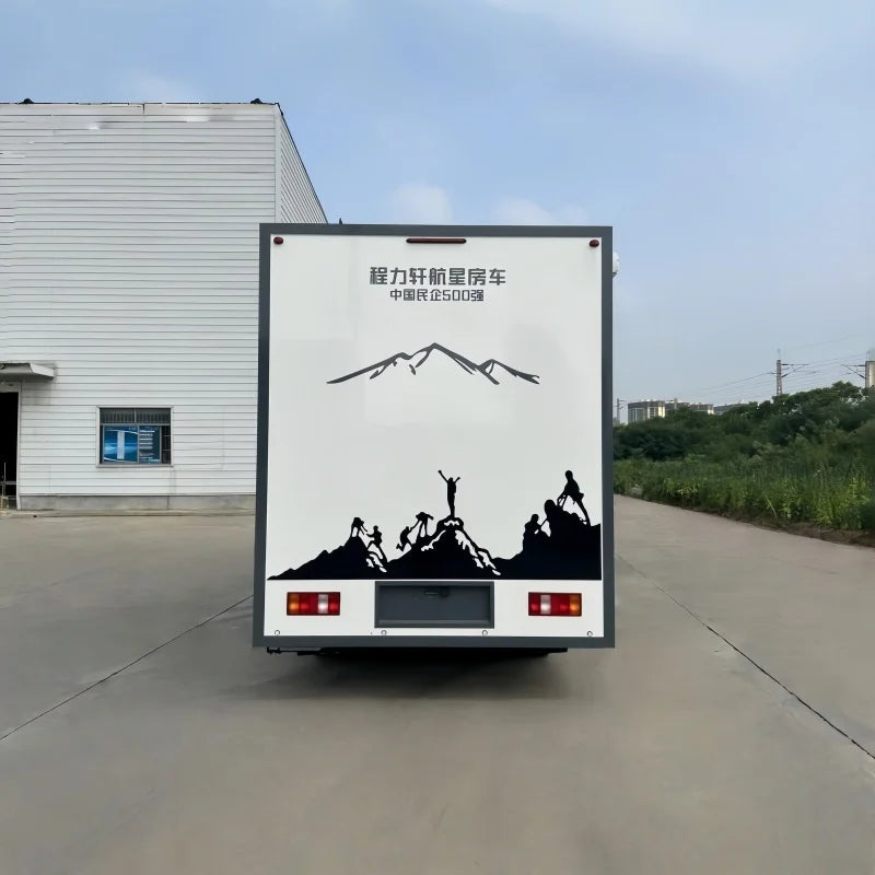 Customized 4X4 Diesel Truck Camper Motorhome with Right Hand Drive, Manual Transmission, 6-Passenger Capacity, Euro 2 Emission Standard