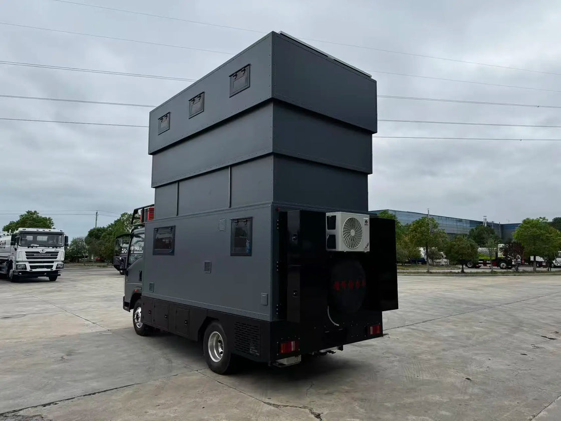New HOWO Truck Camper Diesel Manual Euro 4 Emission Recreational Vehicle with Hydraulic Lift Roof and Solar Panel