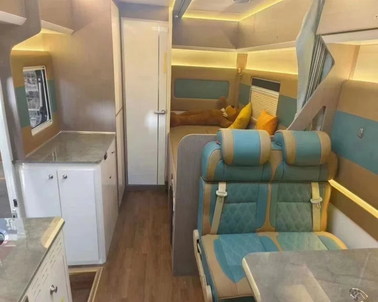Luxury Family Travel Motorhome, Automatic Transmission, Gasoline, Dimensions 5998x2480x3250 mm, Euro 6 Emission Standard, Sofa Bed, Kitchen, Bathroom, Outdoor Camping