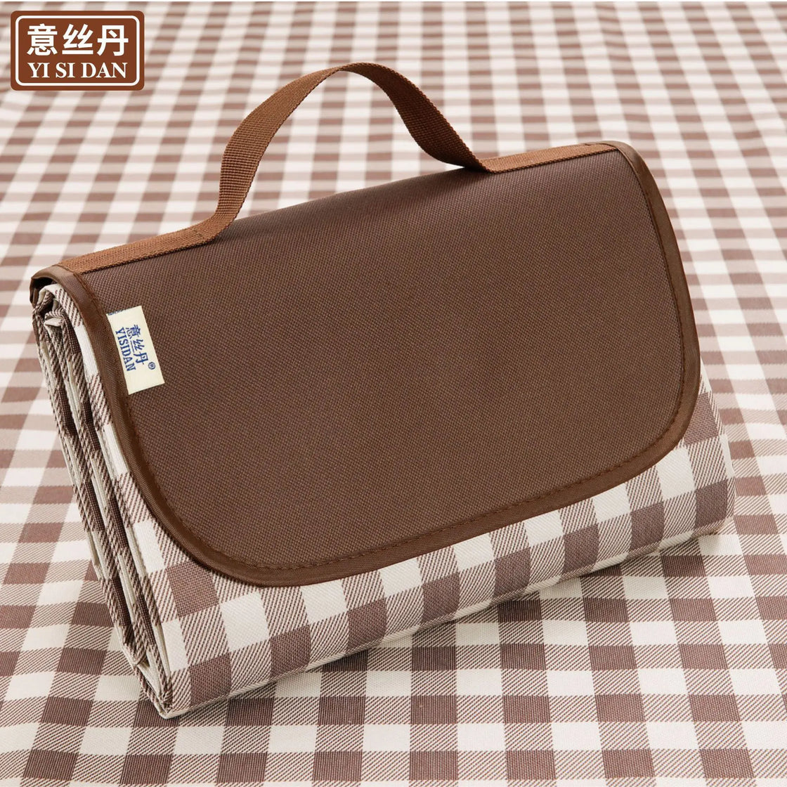 Portable Moisture-Proof Outdoor Picnic and Camping Mat, Rectangle Shape, Spring/Summer Use