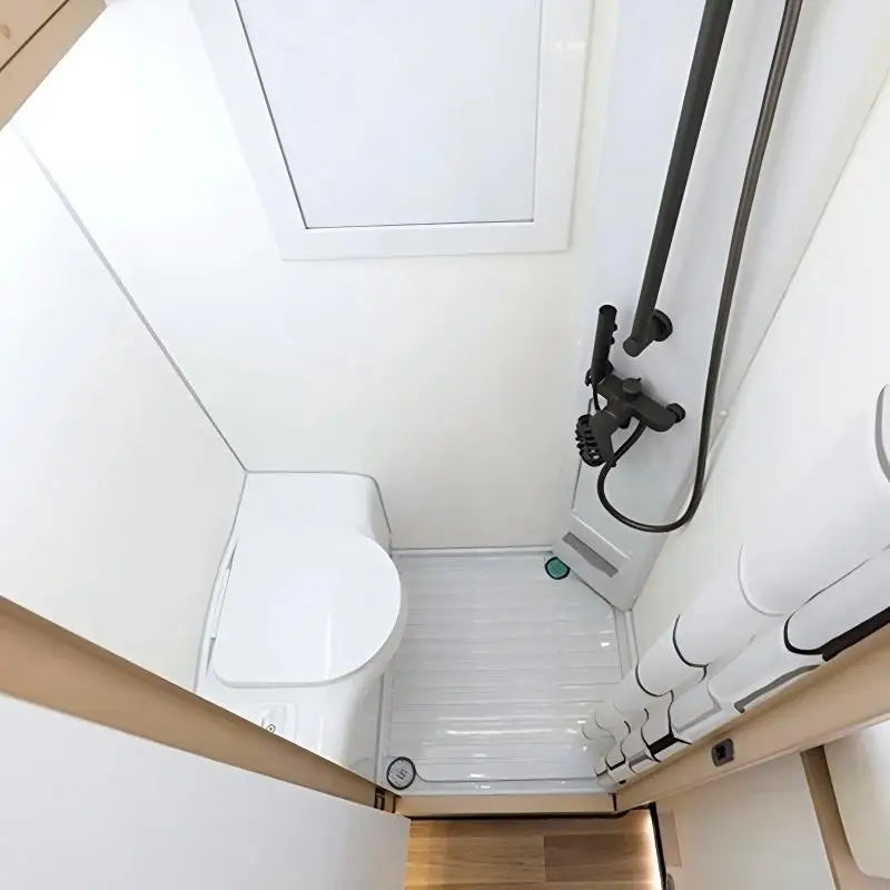 Large Living Space RV Motorhome with Full Furniture Set, 4-6 Passenger Capacity, Green, 5995*2500*3290mm, Diesel Fuel, Aluminum Alloy, Includes Kitchen, Bathroom, and Sleeping Facilities