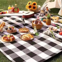 Oversized 2x2m Family Picnic Blanket: Waterproof Oxford Mat