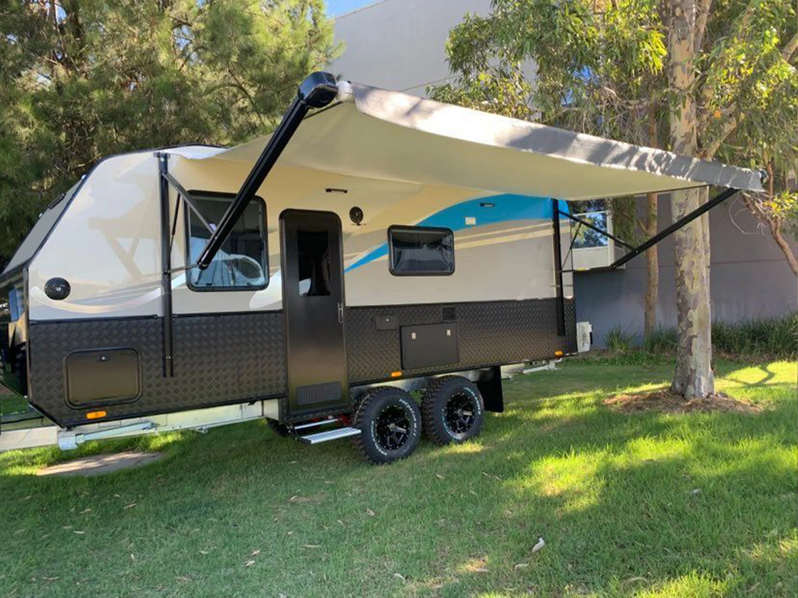 20ft Mobile Touring Camper Caravan RV with Triple Bunk Beds, Sleeps 4, Aluminum Construction, Waterproof, Off-Road Capability